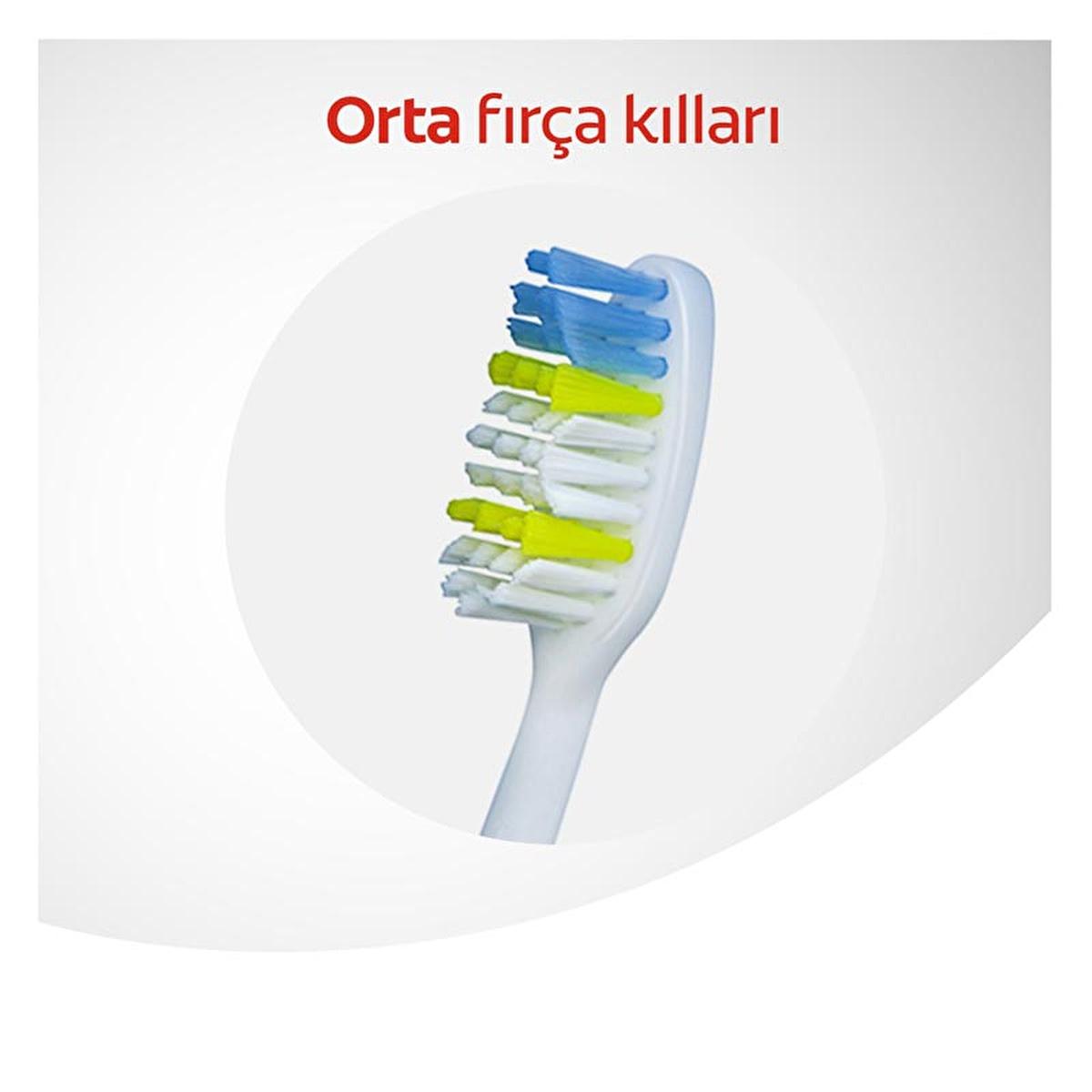 Colgate Manual Toothbrush with Tongue Cleaner - Extra Clean for Effective Oral Hygiene