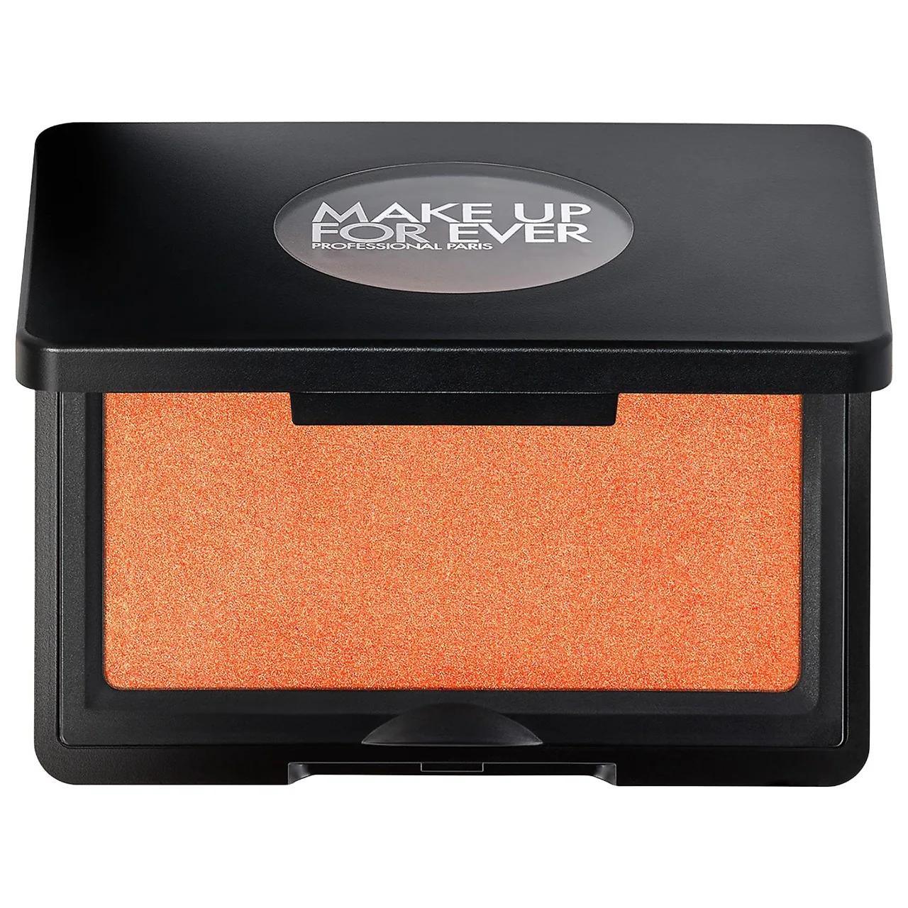 Artist Longwear Skin-fusing Powder Blush - Buildable, Long-Lasting Cheek Color for Natural or Bold Look