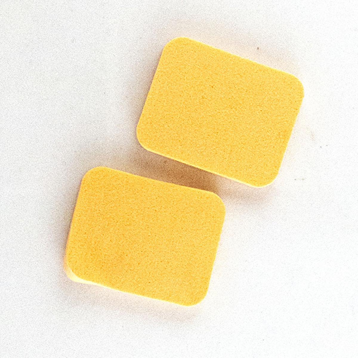 Perge Makeup Sponge - High-Quality Blush Applicator for Flawless Makeup Application