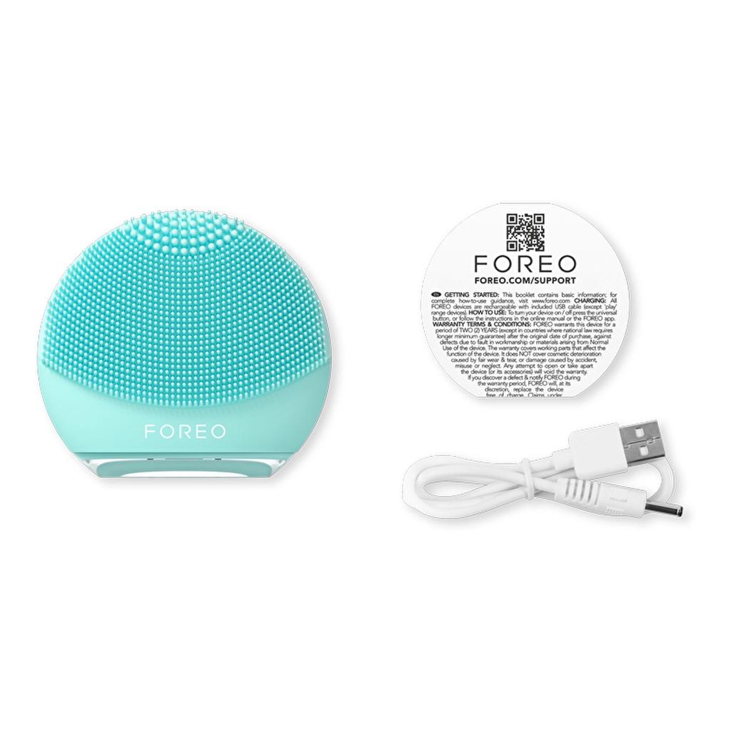 Foreo Luna 4 Play Facial Cleansing Device for Deep Cleansing