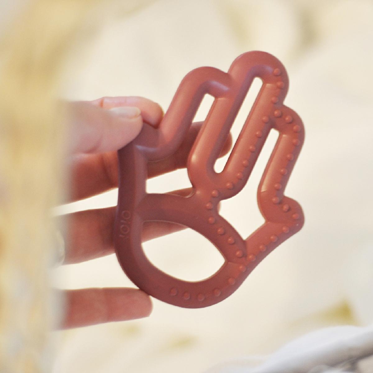 OiOi Baby Silicone Teether - Safe & Durable Teething Relief for Infants, 3 Months+, Velvet Rose