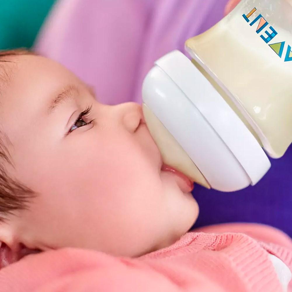 Philips Avent Natural Baby Bottle, 8.8 fl oz - BPA-Free, Anti-Colic, Ergonomic Design