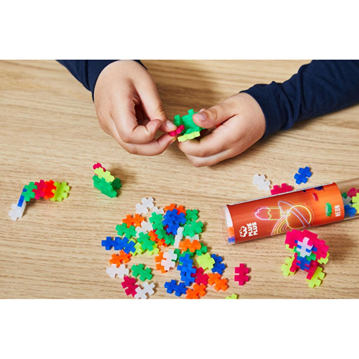 Plus Plus Construction Toy - 100 Piece Fosforlu Mix in Reusable Tube, Made in Denmark
