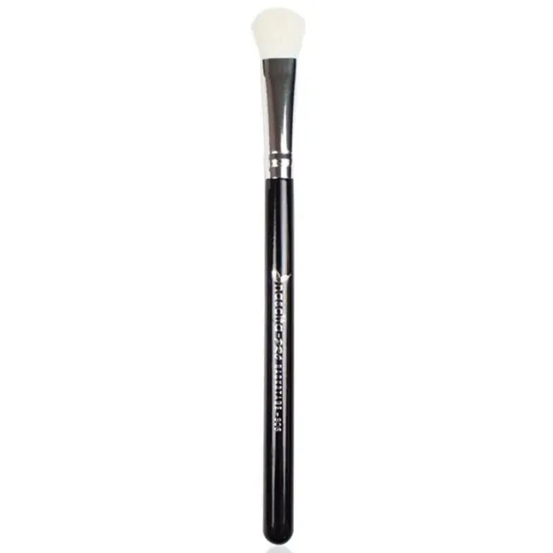 Nascita Backstage Flat Midi Face Brush No. 306