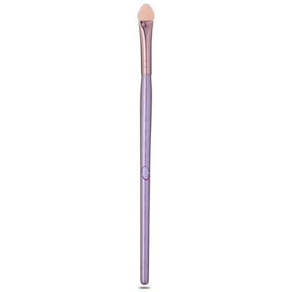 Eklips Eyeshadow Blending Brush for Seamless Eye Makeup