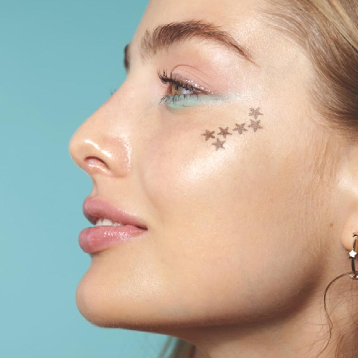 Cult Star Soda Stamp Marker Eyeliner 001 Black - Waterproof, Long-Lasting Makeup for Creative Looks