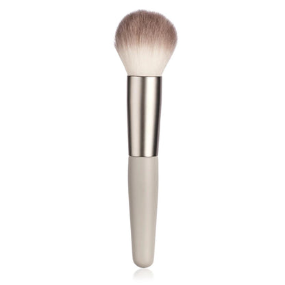 Eklips Foundation Brush for Smooth Makeup Application
