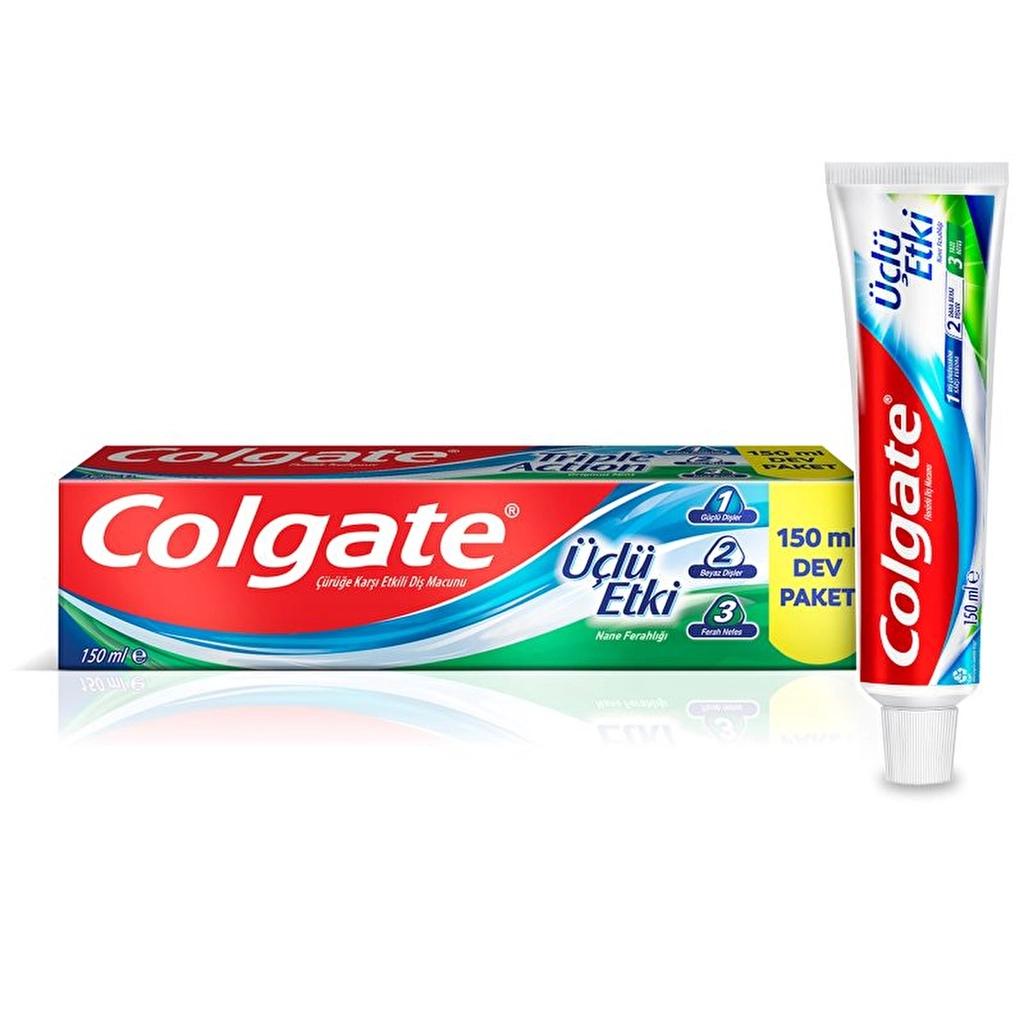 Colgate Triple Action Toothpaste for Fresh Breath 150ml