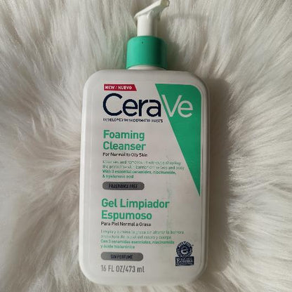 CeraVe Foaming Facial Cleanser for Normal to Oily Skin - Gentle, Non-Comedogenic & Hydrating