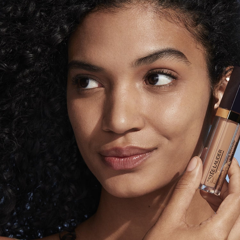 Estée Lauder Futurist Soft Touch Concealer 1N Hydrating Cover