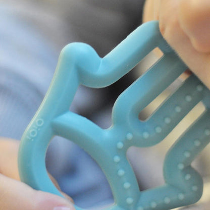OiOi Premium Silicone Baby Teether - Safe Teething Relief for Infants, Non-Toxic & Easy Grasp Design