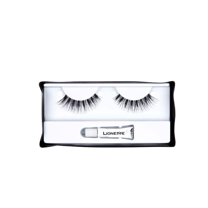 Lionesse False Eyelashes NE 709 for Volumizing Length 1 Pair