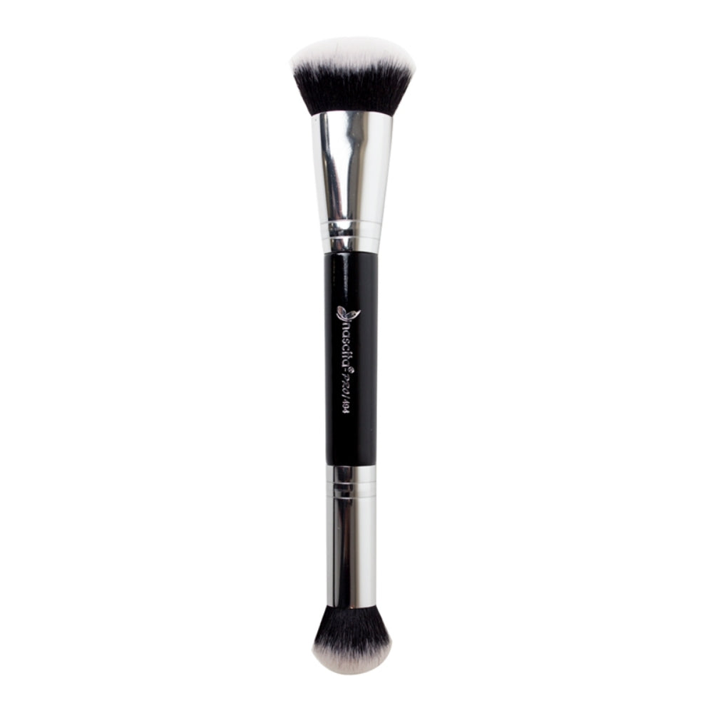 Nascita Dual-Ended Angled Foundation & Concealer Brush