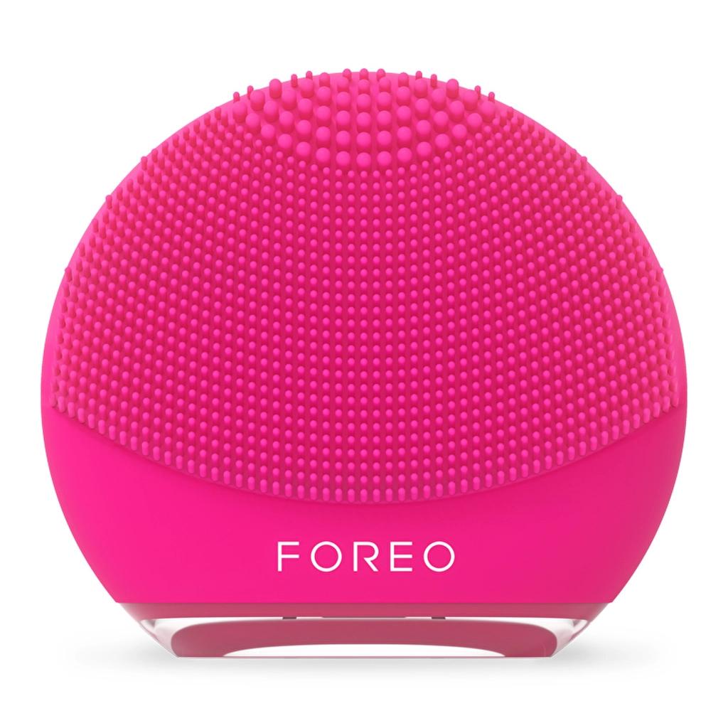 Foreo Luna 4 Play Cherry Up Facial Cleansing Device