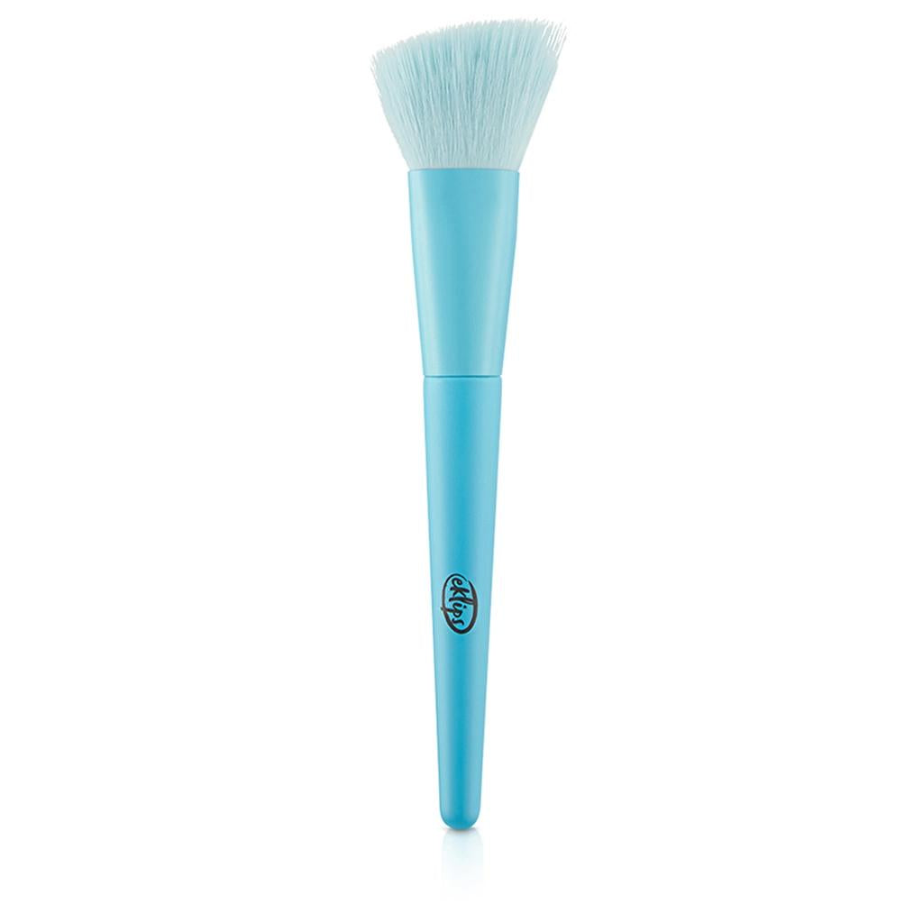 Eklips Colors Angled Blush Brush for Seamless Cheek Definition